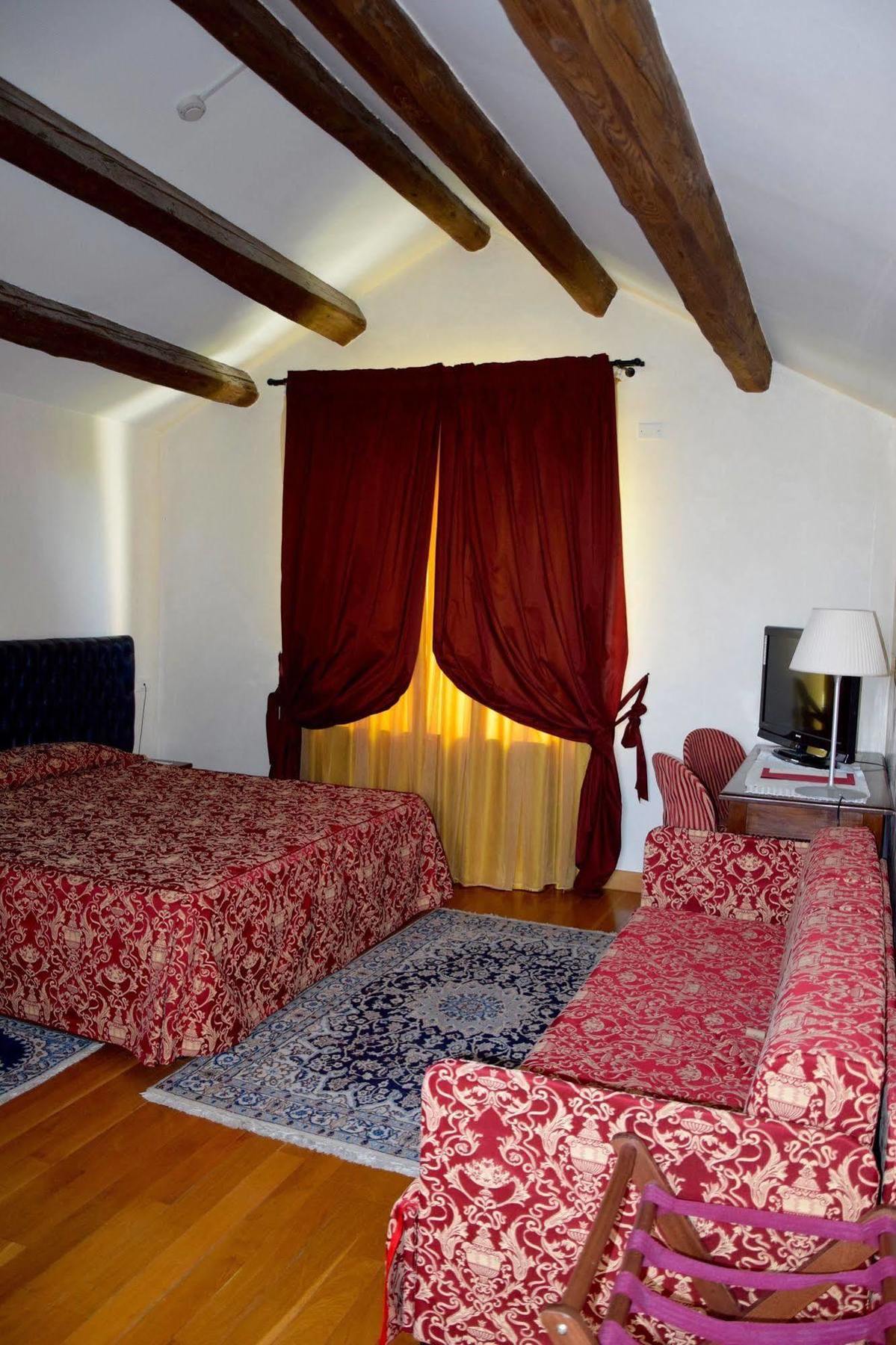 Hotel La Torre Moie Екстер'єр фото